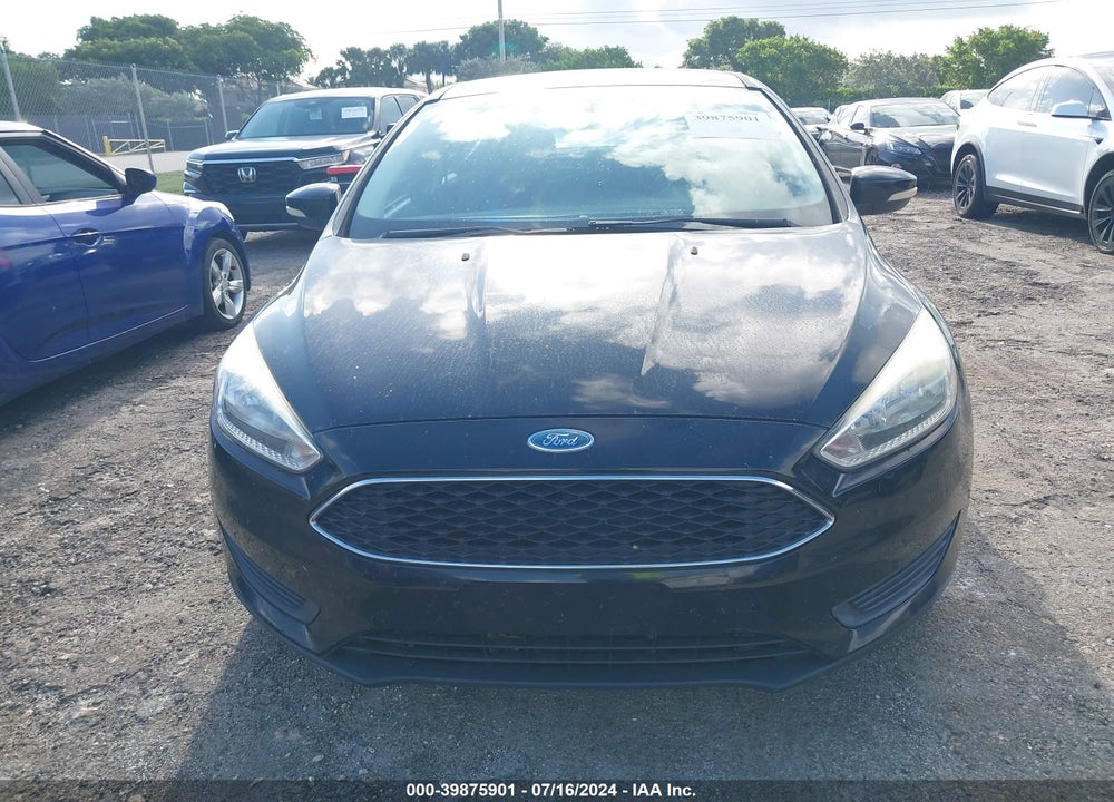 2016 FORD FOCUS SE VIN: 1FADP3F29GL241920
