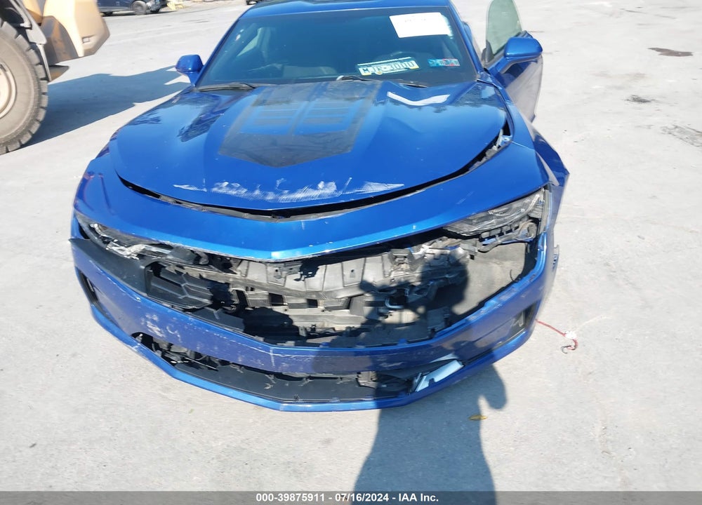 2019 CHEVROLET CAMARO 1LT VIN: 1G1FB1RS8K0117948