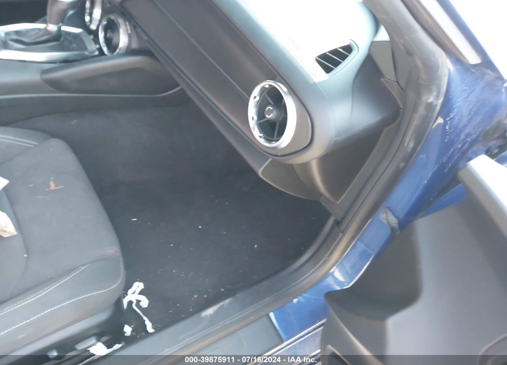2019 CHEVROLET CAMARO 1LT VIN: 1G1FB1RS8K0117948