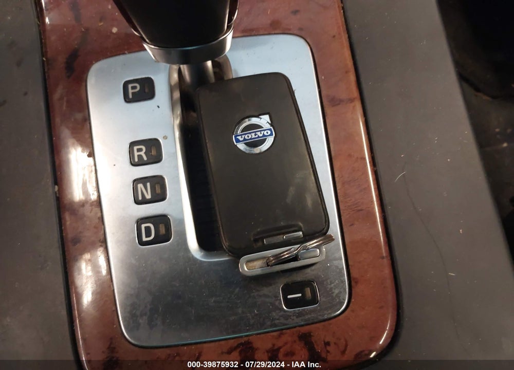 2008 VOLVO XC70 3.2 VIN: YV4BZ982681014173