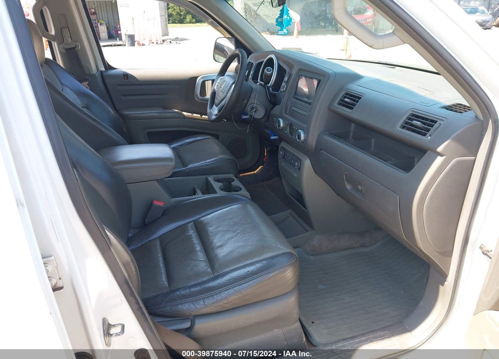 2006 HONDA RIDGELINE RTL VIN: 2HJYK165X6H544382