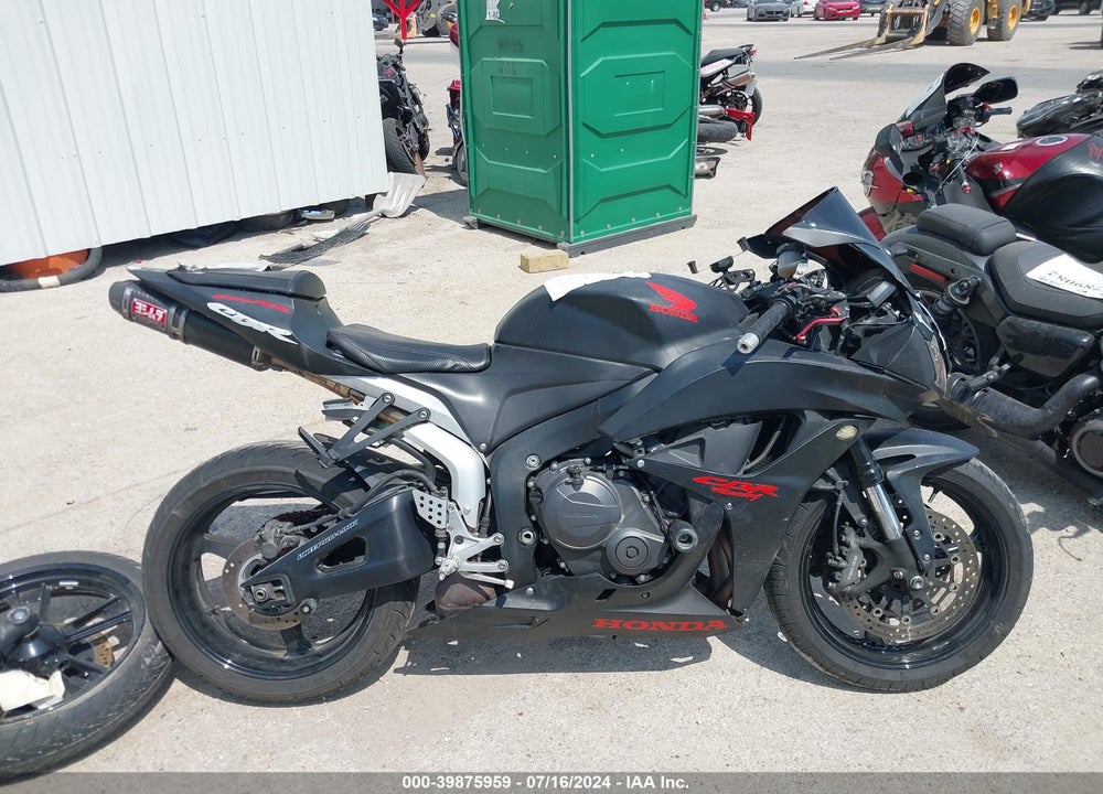2008 HONDA CBR600 RR VIN: JH2PC40098M105192