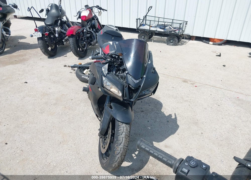 2008 HONDA CBR600 RR VIN: JH2PC40098M105192