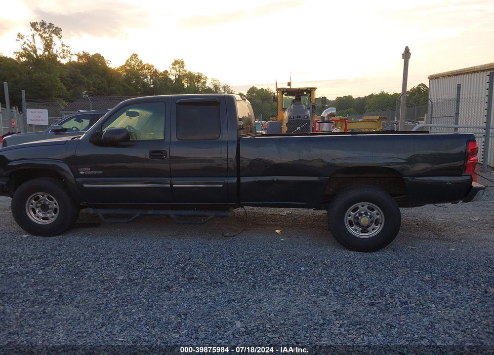 2004 CHEVROLET SILVERADO 2500HD LS VIN: 1GCHC29224E367954