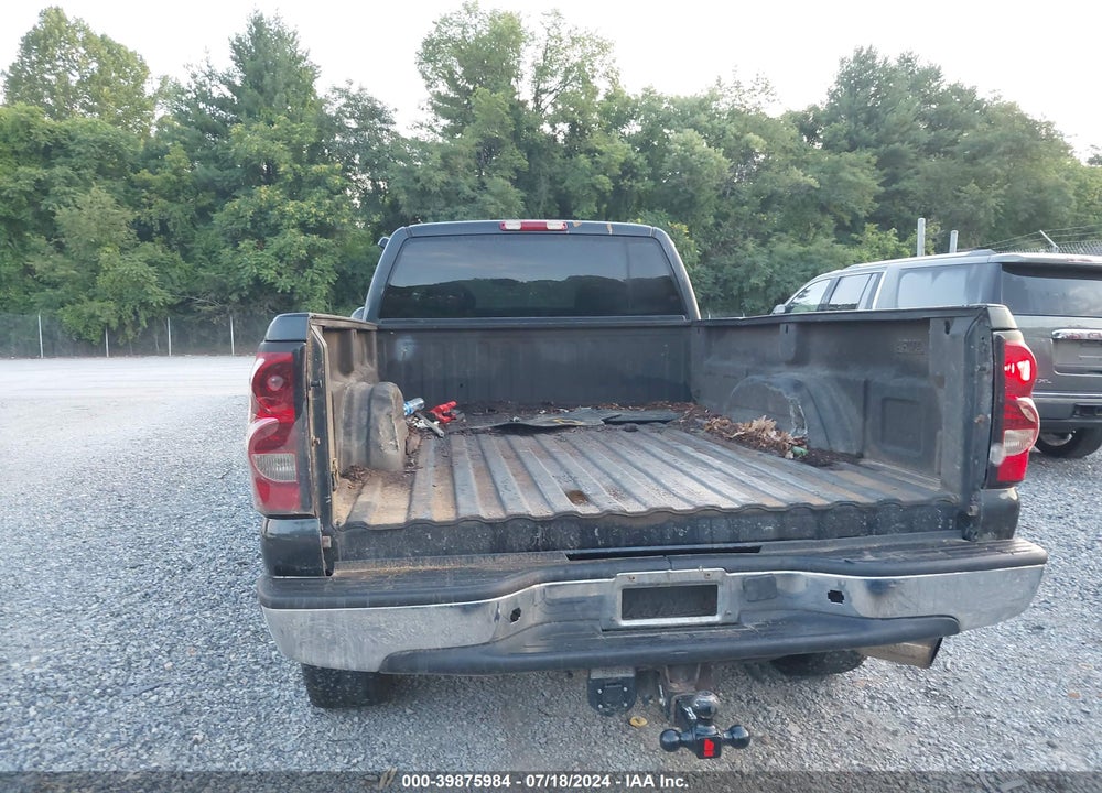 2004 CHEVROLET SILVERADO 2500HD LS VIN: 1GCHC29224E367954