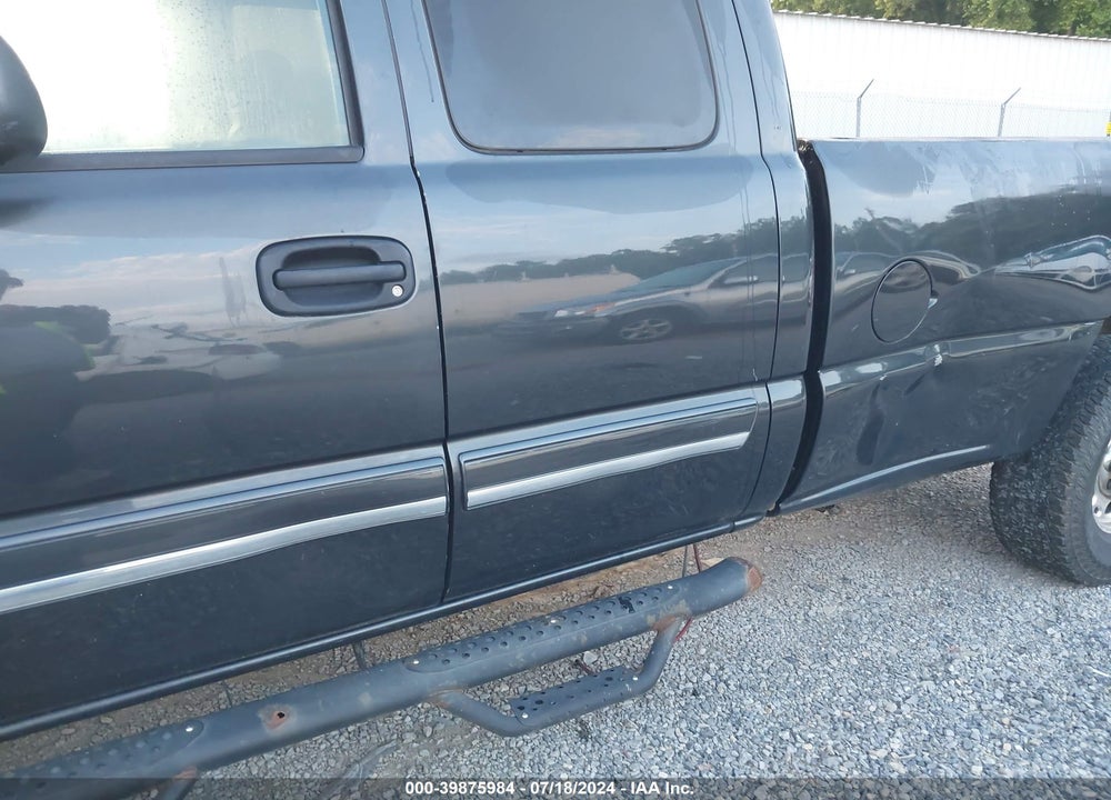 2004 CHEVROLET SILVERADO 2500HD LS VIN: 1GCHC29224E367954