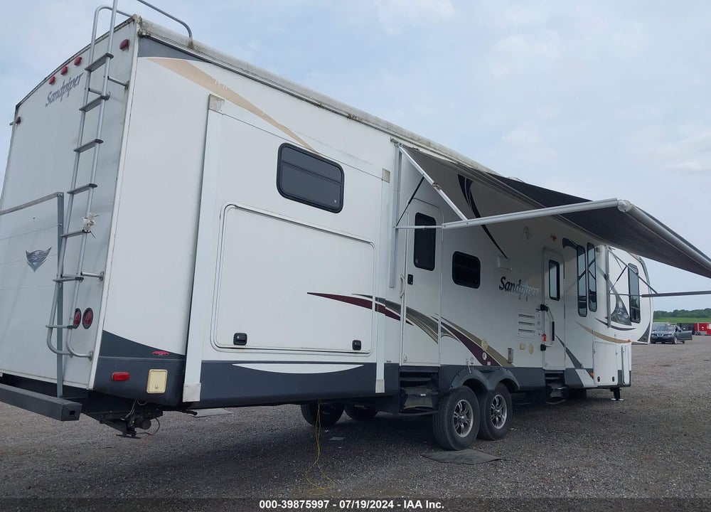 2013 FOREST RIVER SANDPIPER 365SAQ VIN: 4X4FSAN26DJ027010