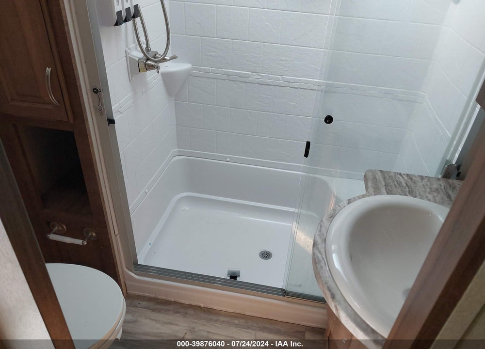 2020 FOREST RIVER CHAPPARAL M-381 VIN: 5ZT3CH3B4LA322847
