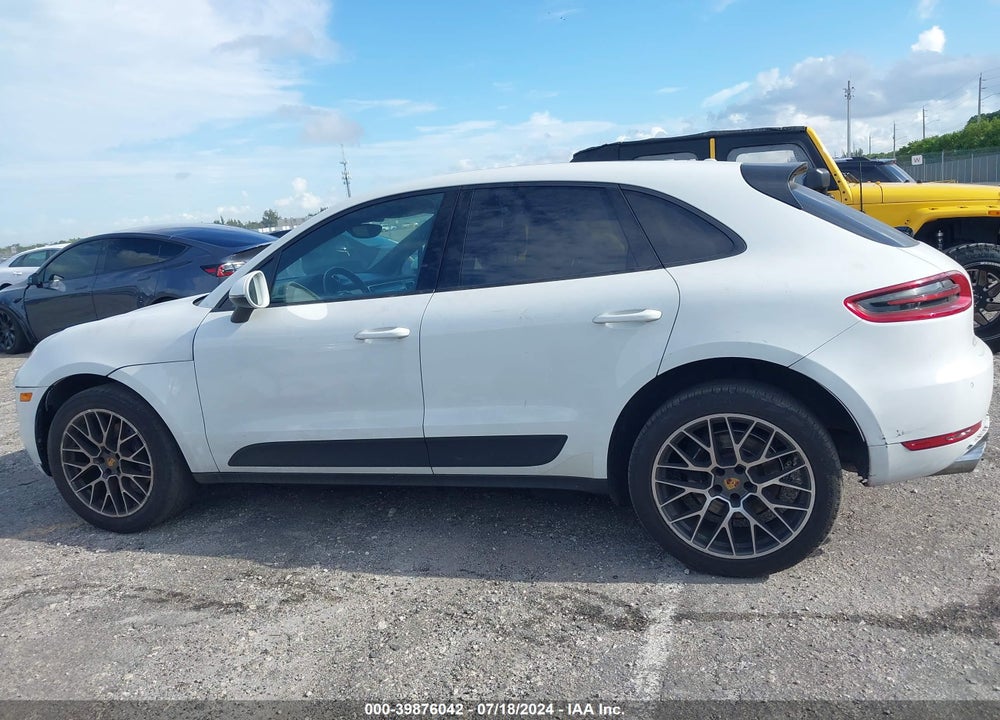2018 PORSCHE MACAN SPORT EDITION VIN: WP1AA2A5XJLB22855