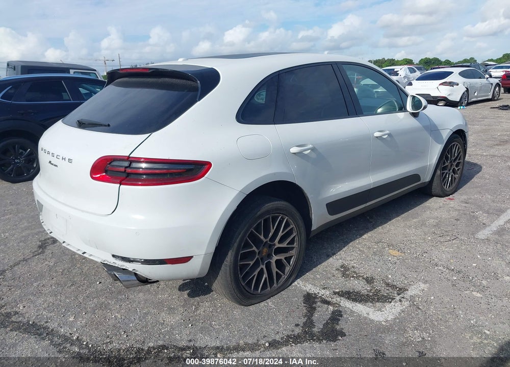 2018 PORSCHE MACAN SPORT EDITION VIN: WP1AA2A5XJLB22855