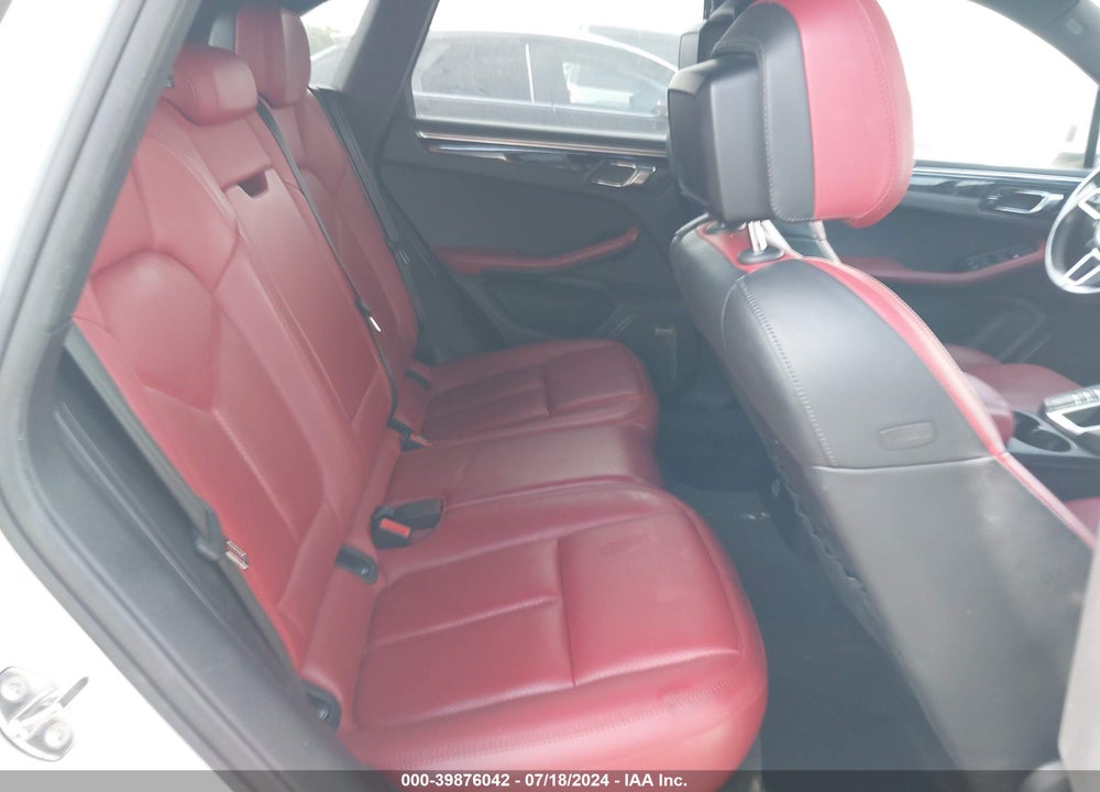 2018 PORSCHE MACAN SPORT EDITION VIN: WP1AA2A5XJLB22855