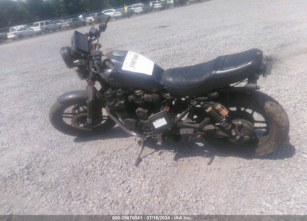 1985 HONDA CB650 SC VIN: JH2RC1301FM207151