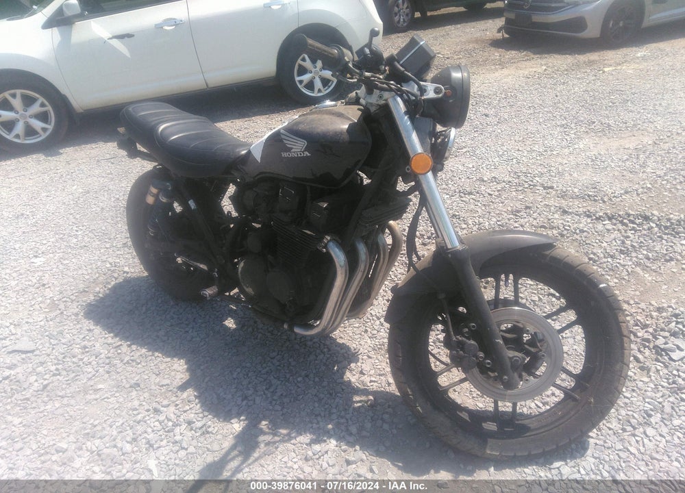 1985 HONDA CB650 SC VIN: JH2RC1301FM207151