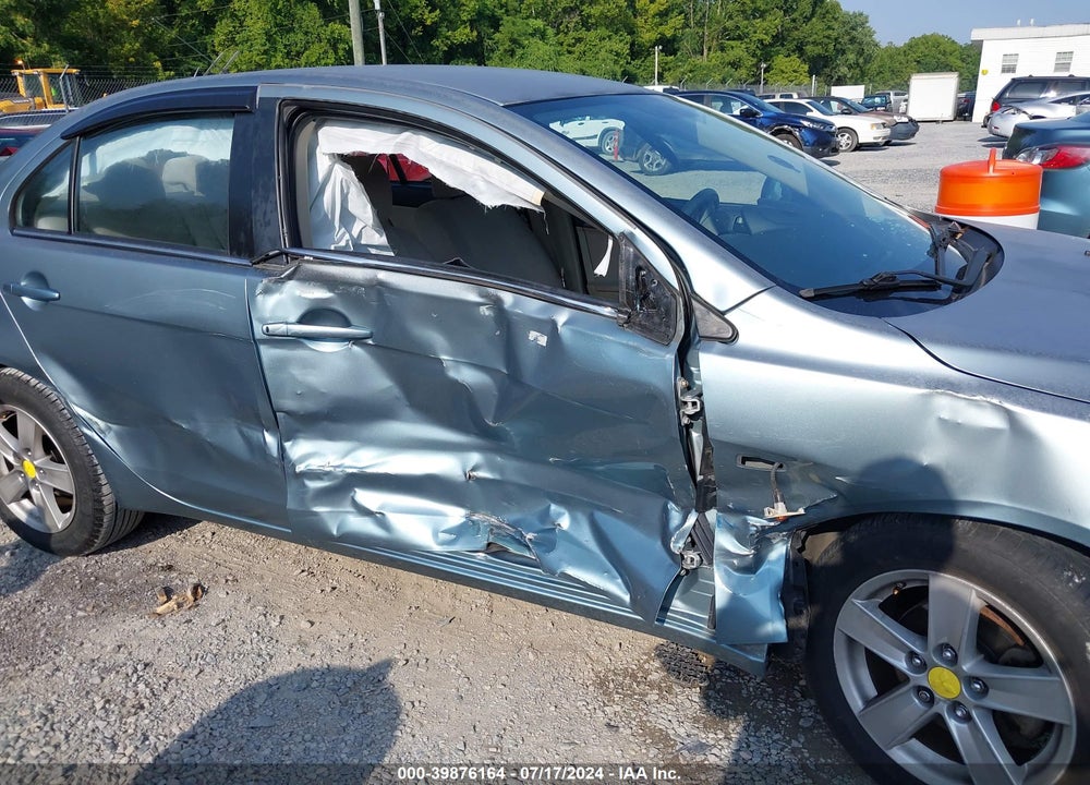 2008 MITSUBISHI LANCER DE/ES VIN: JA3AU26U08U037762