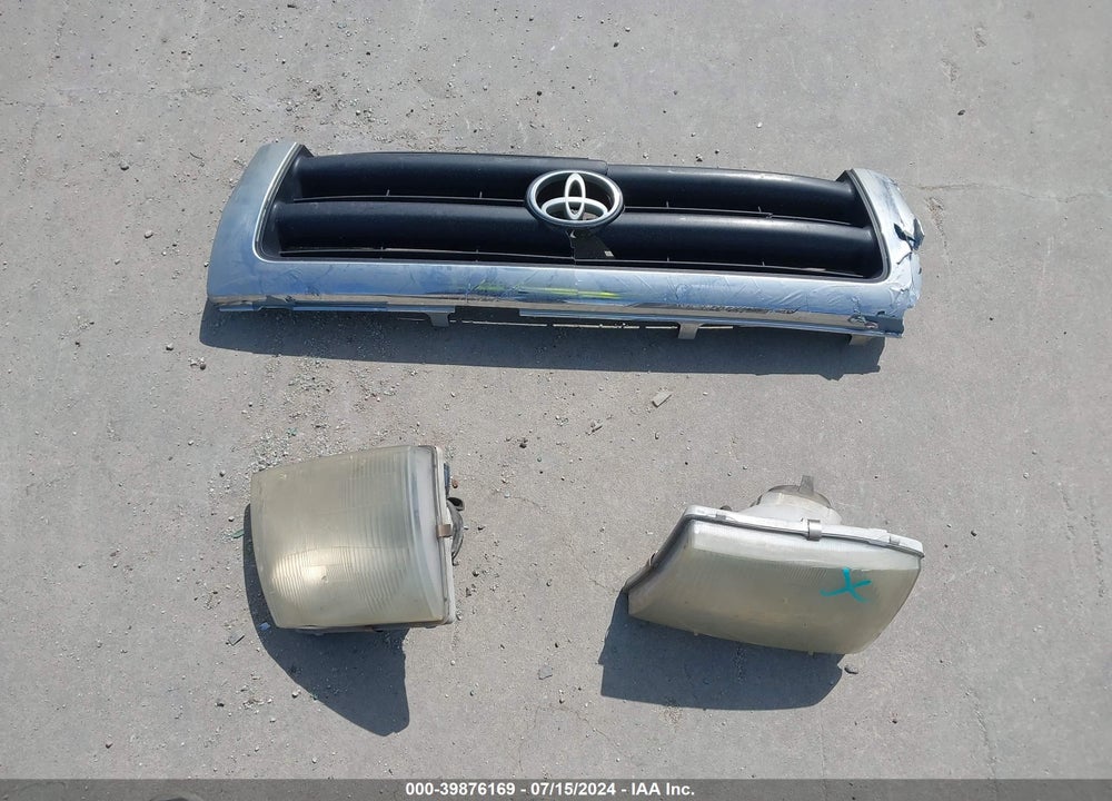 2000 TOYOTA TACOMA PRERUNNER VIN: 4TANM92N0YZ682145
