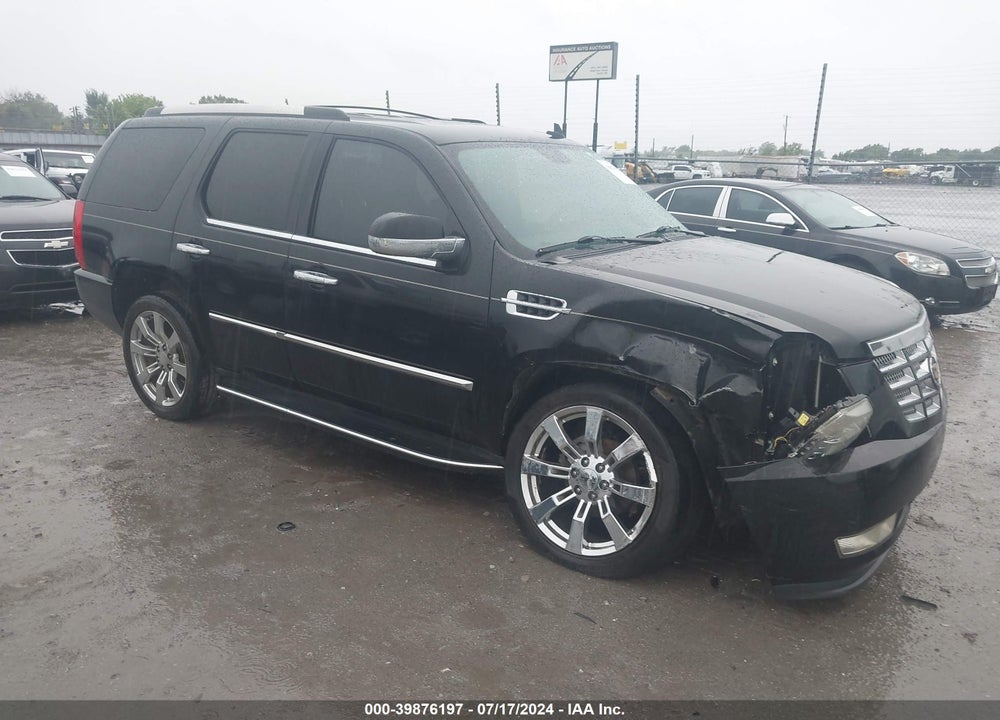 2013 CADILLAC ESCALADE LUXURY VIN: 1GYS4BEF0DR146786