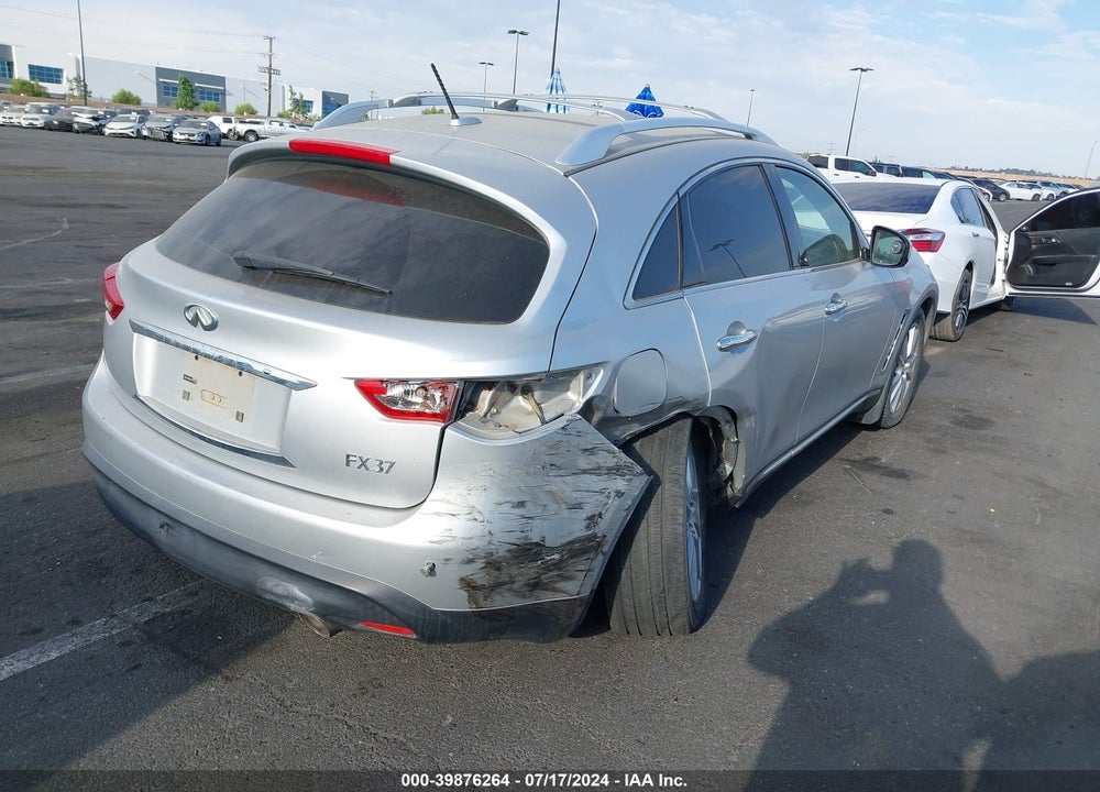 2013 INFINITI FX37 VIN: JN8CS1MW3DM171243