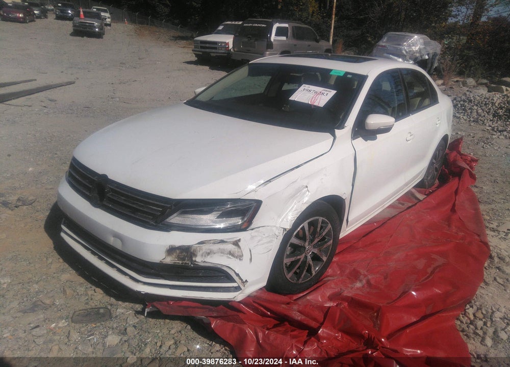 2017 VOLKSWAGEN JETTA 1.4T SE VIN: 3VWDB7AJ1HM235329