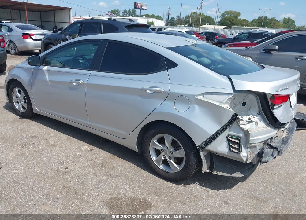 2015 HYUNDAI ELANTRA SE VIN: KMHDH4AE6FU326927