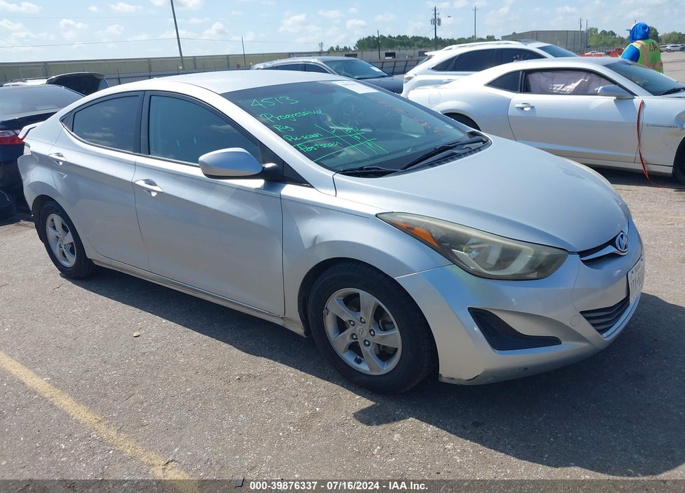 2015 HYUNDAI ELANTRA SE VIN: KMHDH4AE6FU326927