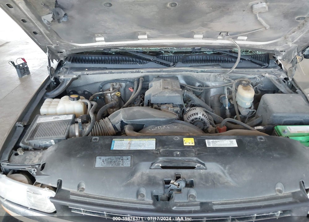 2000 CHEVROLET SILVERADO 2500 LS VIN: 1GCGK24U1YZ264322