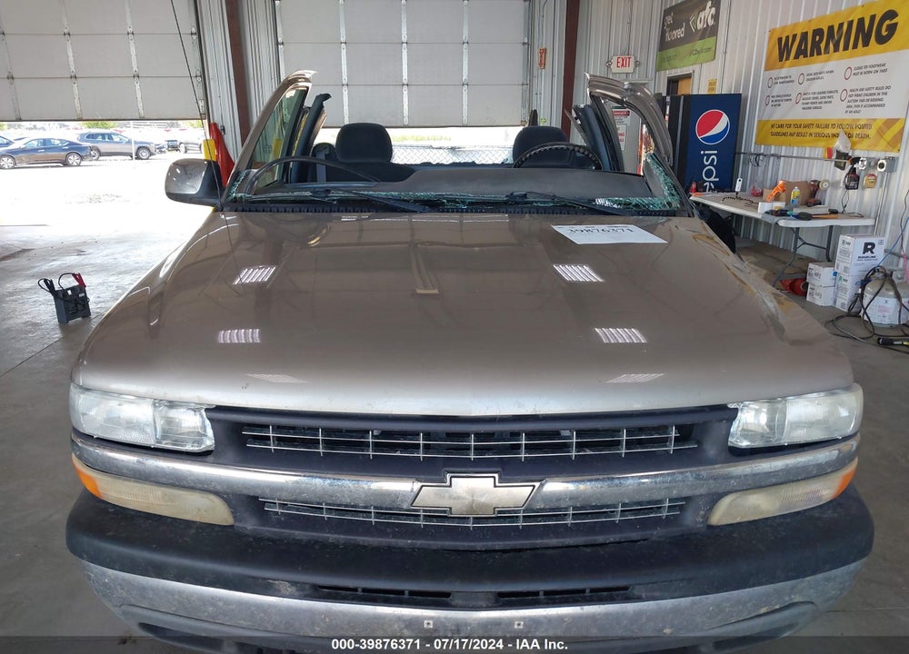 2000 CHEVROLET SILVERADO 2500 LS VIN: 1GCGK24U1YZ264322