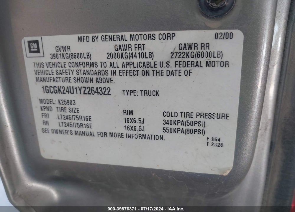 2000 CHEVROLET SILVERADO 2500 LS VIN: 1GCGK24U1YZ264322