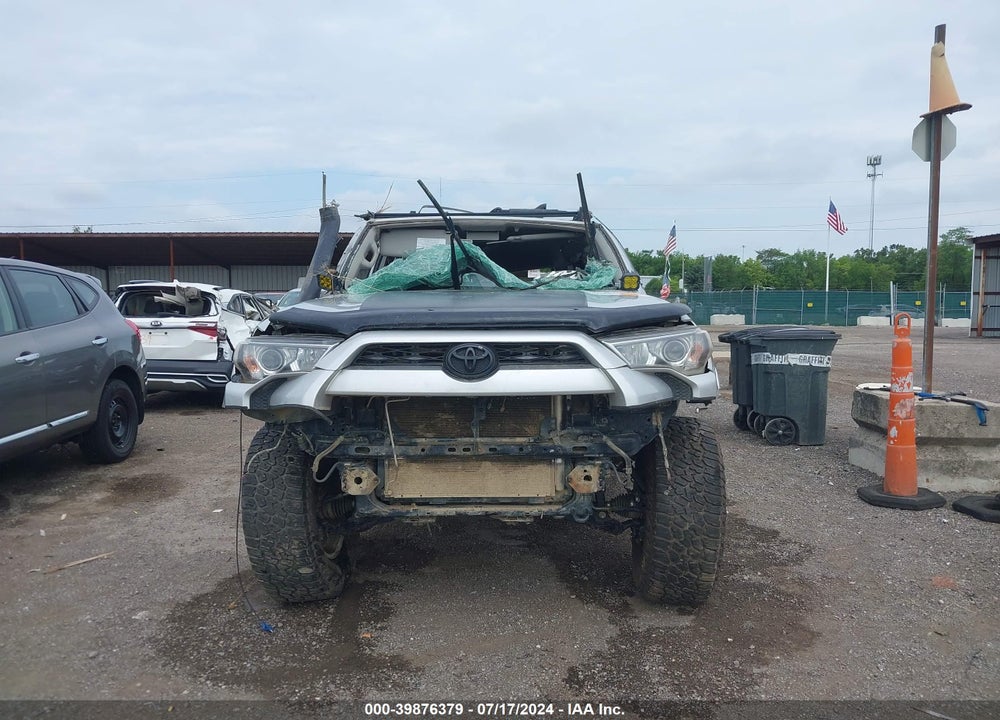 2019 TOYOTA 4RUNNER SR5 VIN: JTEBU5JR6K5688708