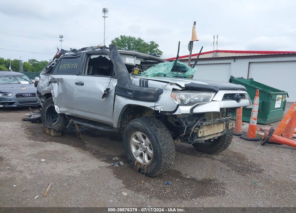 2019 TOYOTA 4RUNNER SR5 VIN: JTEBU5JR6K5688708