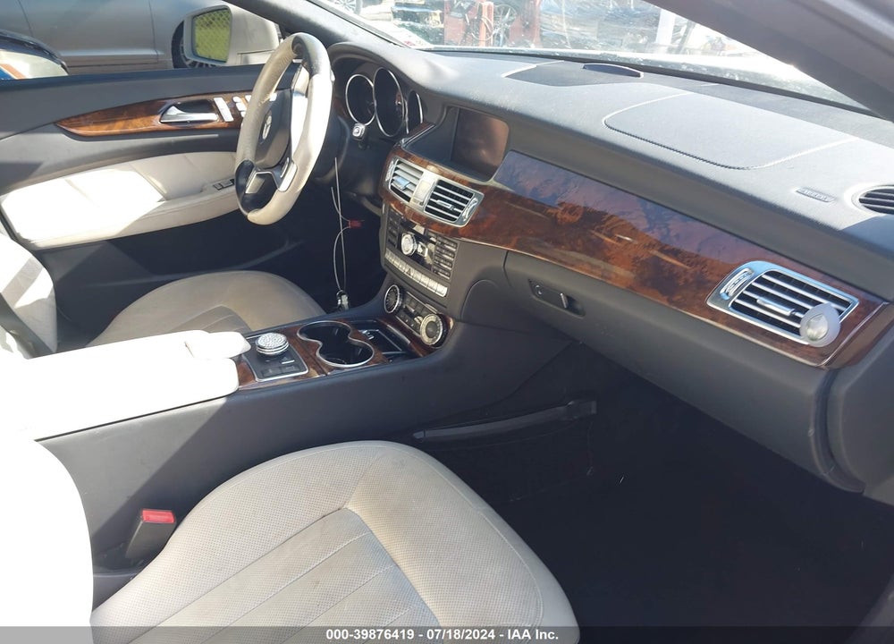 2014 MERCEDES-BENZ CLS 550 VIN: WDDLJ7DB9EA109840