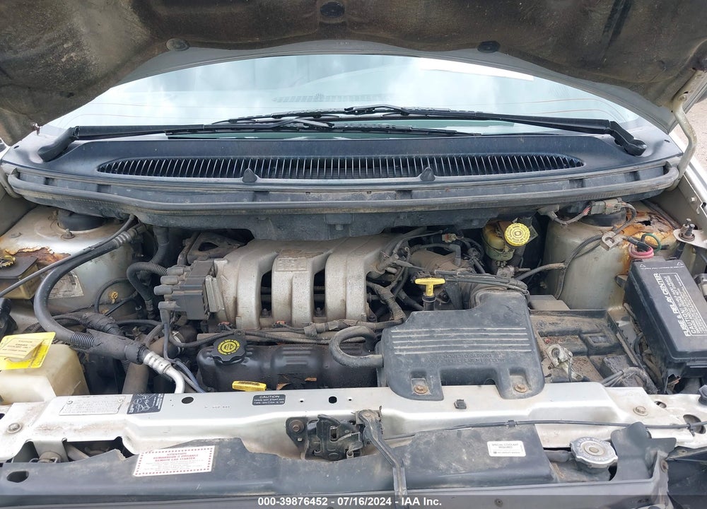 2000 CHRYSLER TOWN & COUNTRY LXI VIN: 1C4GP54L8YB686901