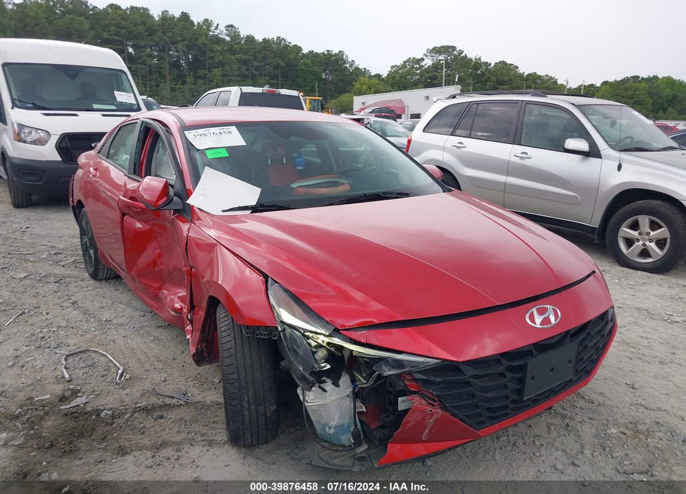 2021 HYUNDAI ELANTRA SEL VIN: 5NPLM4AG2MH011403