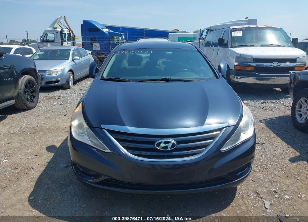 2014 HYUNDAI SONATA GLS VIN: 5NPEB4AC7EH864201