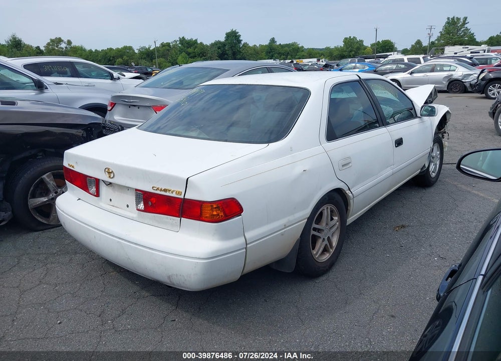 2001 TOYOTA CAMRY LE V6 VIN: 4T1BF22KX1U958781