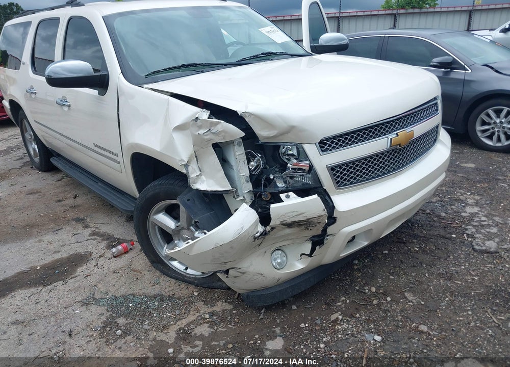 2014 CHEVROLET SUBURBAN 1500 LTZ VIN: 1GNSKKE7XER127238