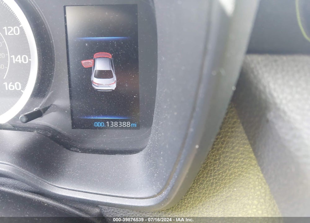2020 TOYOTA COROLLA LE VIN: 5YFEPRAE5LP133198