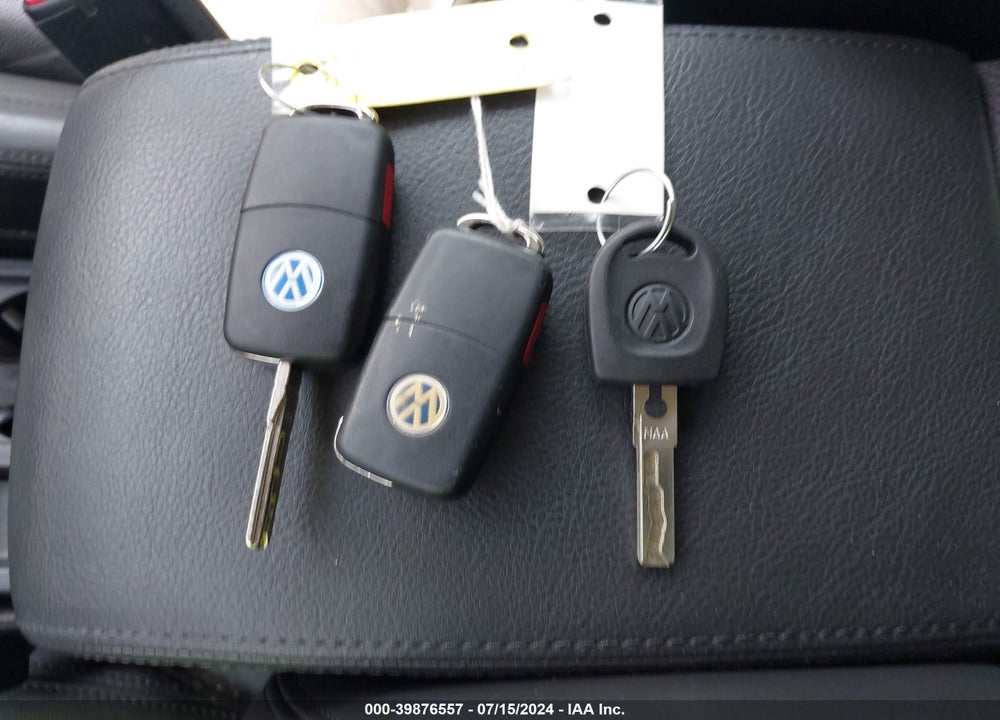 2010 VOLKSWAGEN TIGUAN SE VIN: WVGAV7AX6AW001156