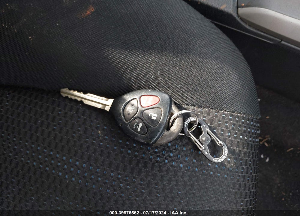 2011 TOYOTA COROLLA S VIN: 2T1BU4EE9BC636370