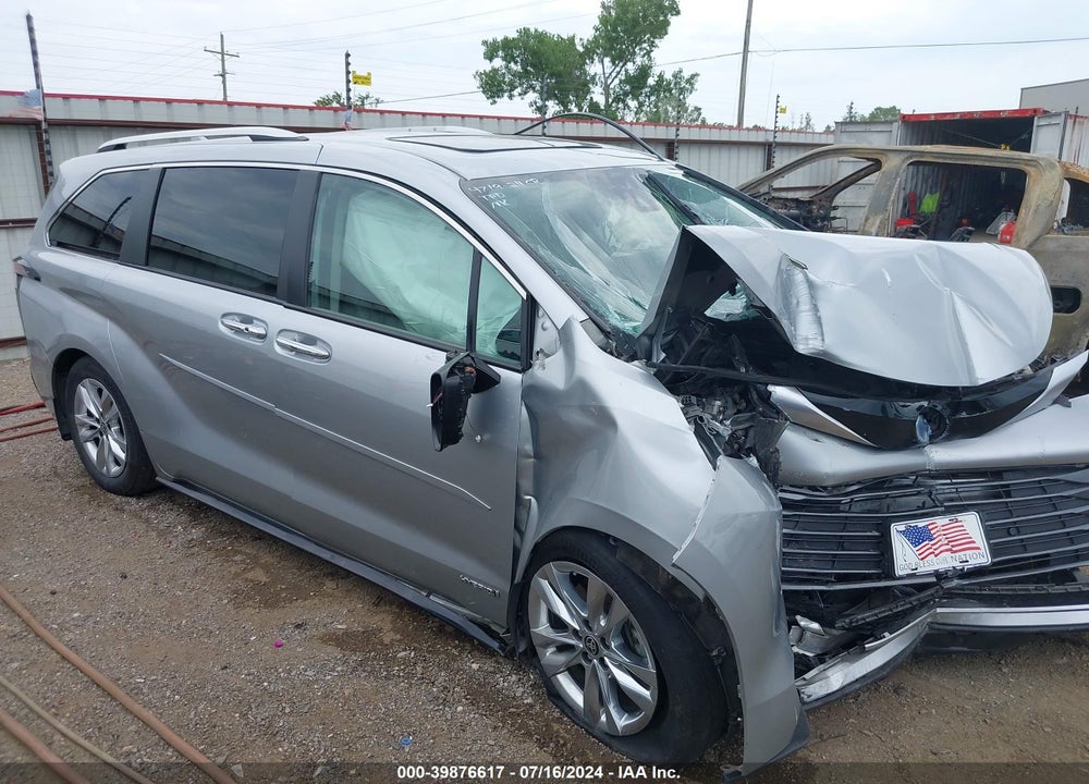 2021 TOYOTA SIENNA LIMITED VIN: 5TDZRKECXMS028810