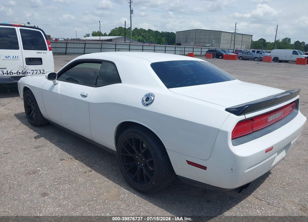 2011 DODGE CHALLENGER VIN: 2B3CJ4DG4BH561598