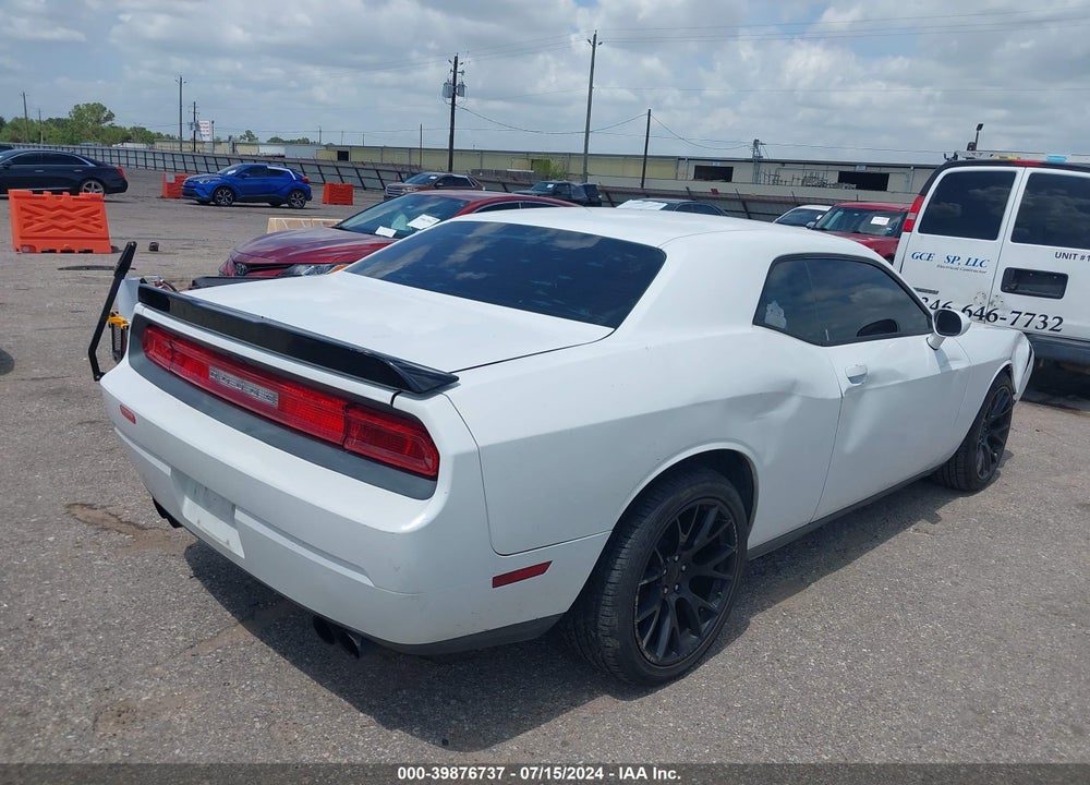 2011 DODGE CHALLENGER VIN: 2B3CJ4DG4BH561598
