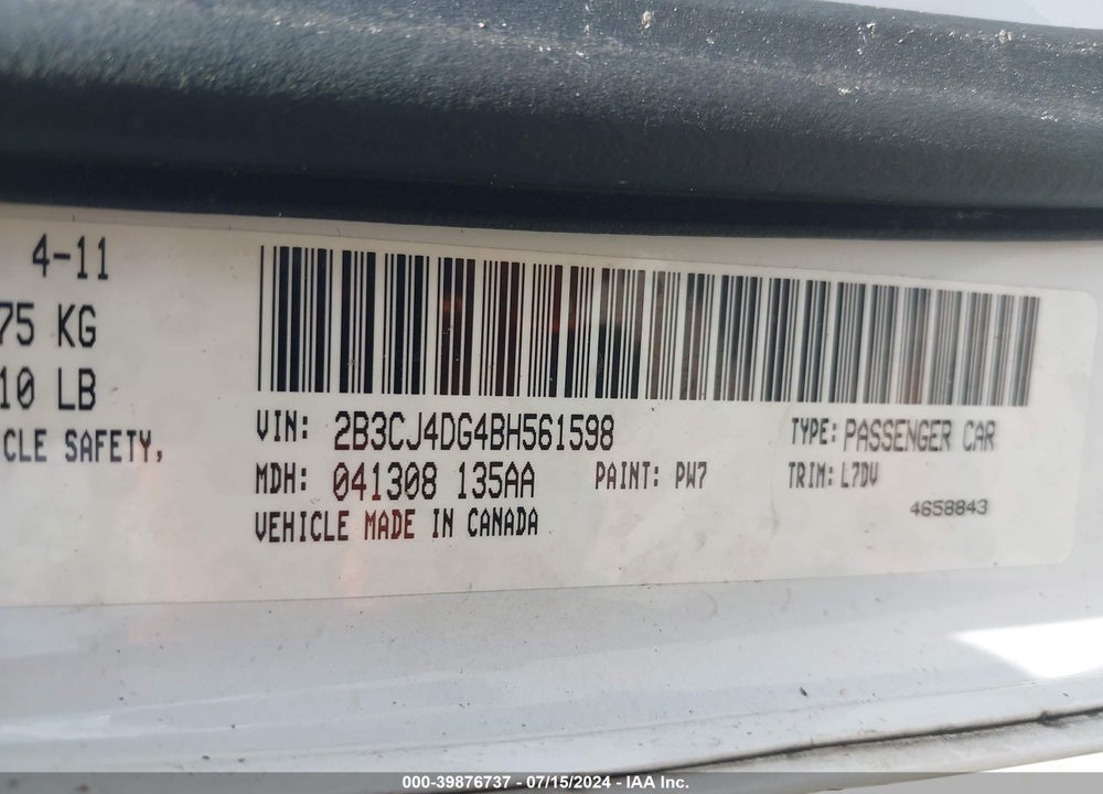 2011 DODGE CHALLENGER VIN: 2B3CJ4DG4BH561598