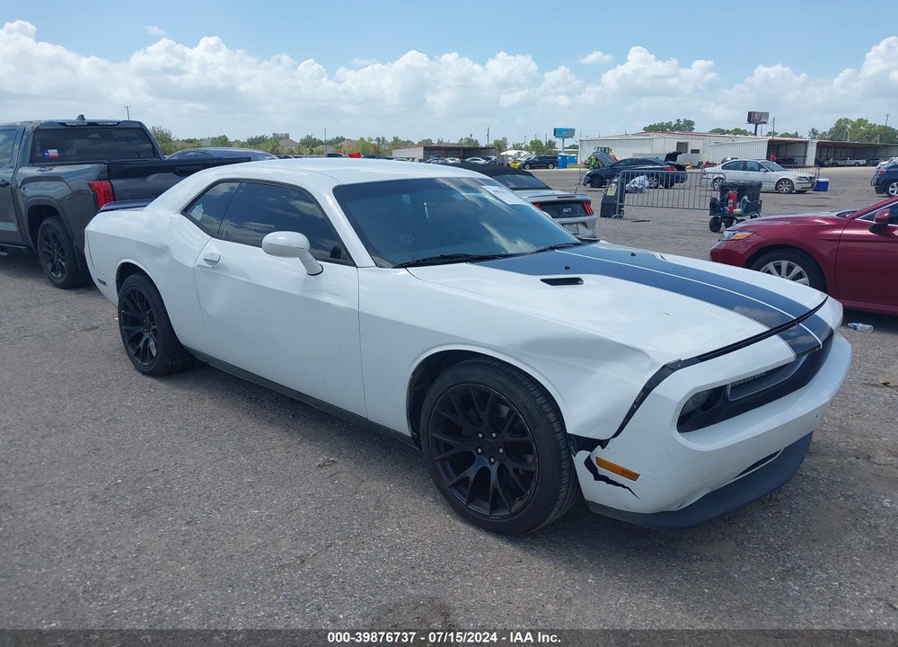 2011 DODGE CHALLENGER VIN: 2B3CJ4DG4BH561598