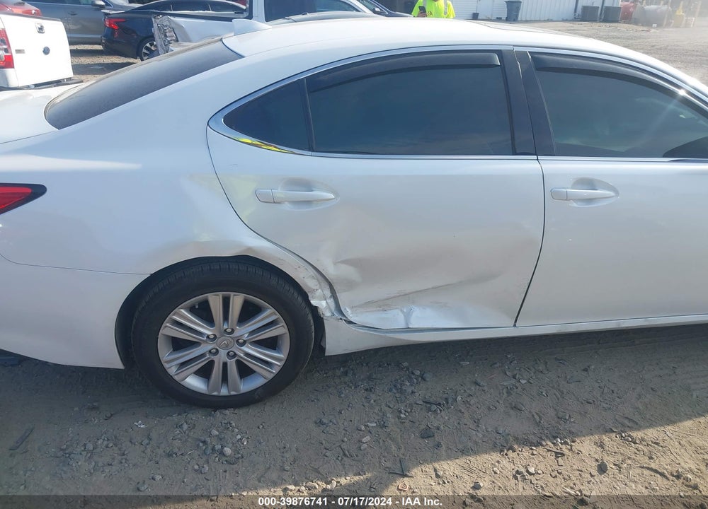 2015 LEXUS ES 350 VIN: JTHBK1GG8F2171750