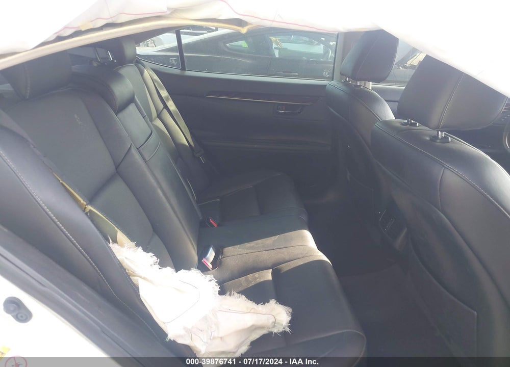 2015 LEXUS ES 350 VIN: JTHBK1GG8F2171750
