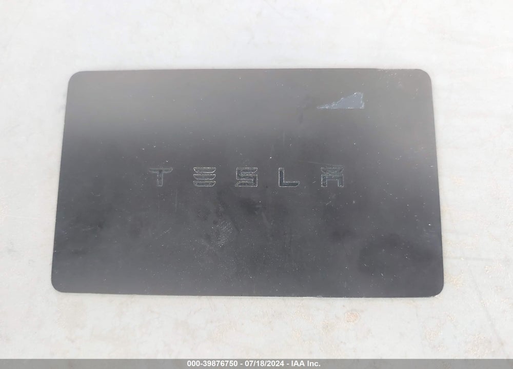 2020 TESLA MODEL 3 STANDARD RANGE PLUS REAR-WHEEL DRIVE/STANDARD RANGE REAR-WHEEL DRIVE VIN: 5YJ3E1EA9LF613004