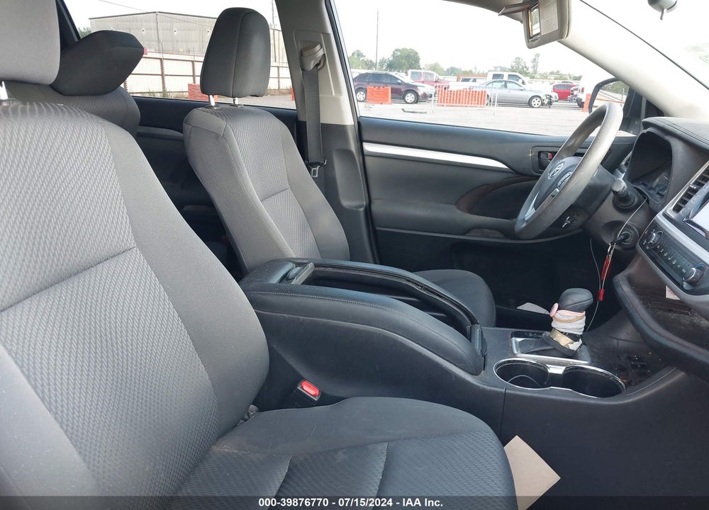 2016 TOYOTA HIGHLANDER LE VIN: 5TDZARFH2GS021252