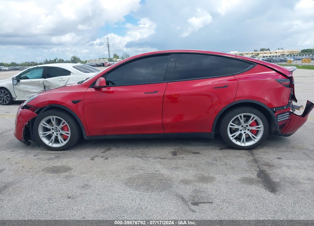 2021 TESLA MODEL Y LONG RANGE DUAL MOTOR ALL-WHEEL DRIVE VIN: 5YJYGDEE6MF175659