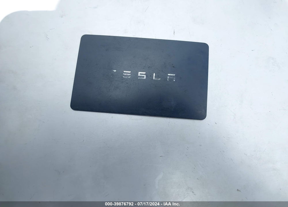 2021 TESLA MODEL Y LONG RANGE DUAL MOTOR ALL-WHEEL DRIVE VIN: 5YJYGDEE6MF175659