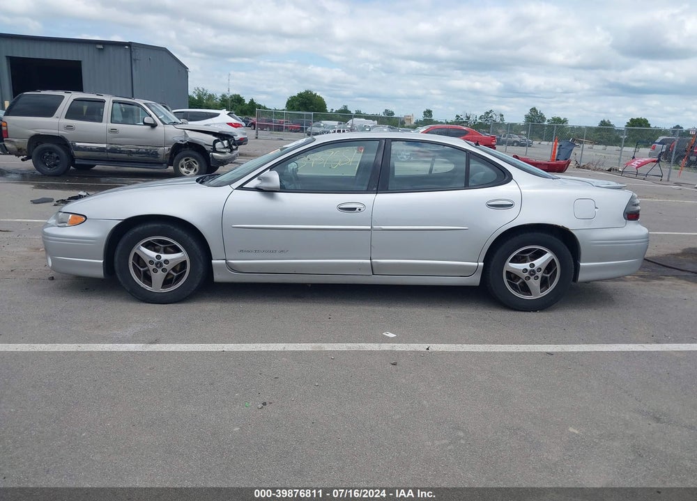 2002 PONTIAC GRAND PRIX GT VIN: 1G2WP52K82F242024